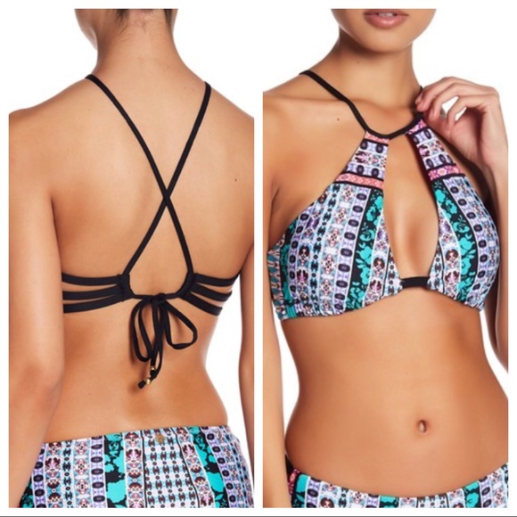 Nanette Lepore Other - Nanette Lepore keyhole cross strap tie back top
